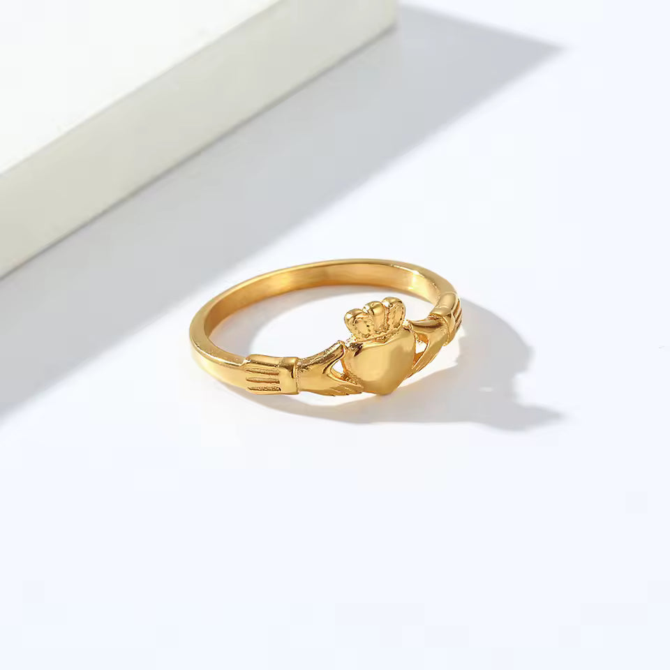 Irish Claddagh Ring