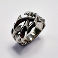 Hollow Thorn Ring